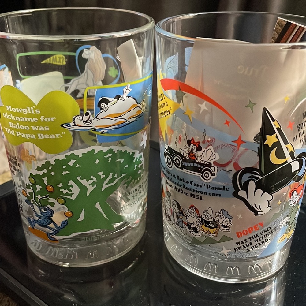 Disney - Picture 4 of 6